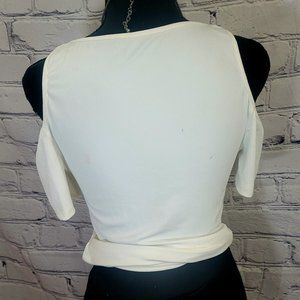 Very unique beautiful shirt....